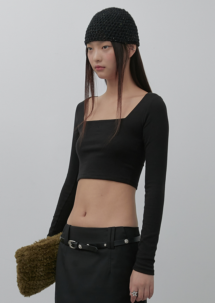 SQUARE FITTED TOP, BLACK